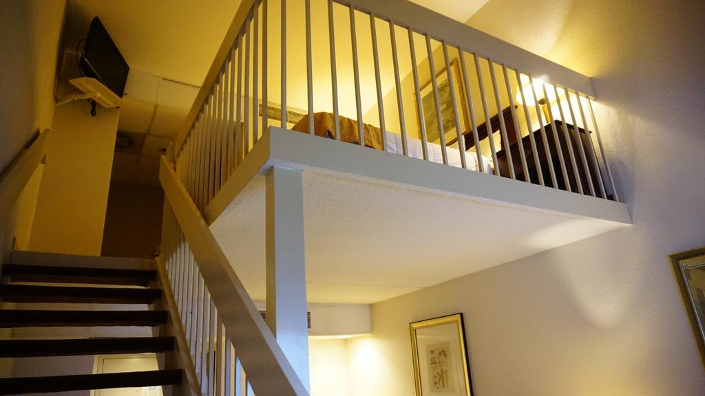 Ramada By Wyndham Wichita Airport Hotell Eksteriør bilde